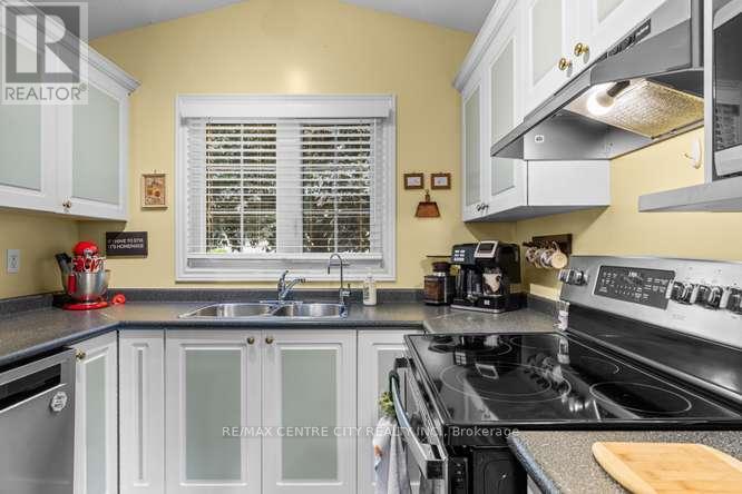 463 EXMOUTH CIRCLE - 13