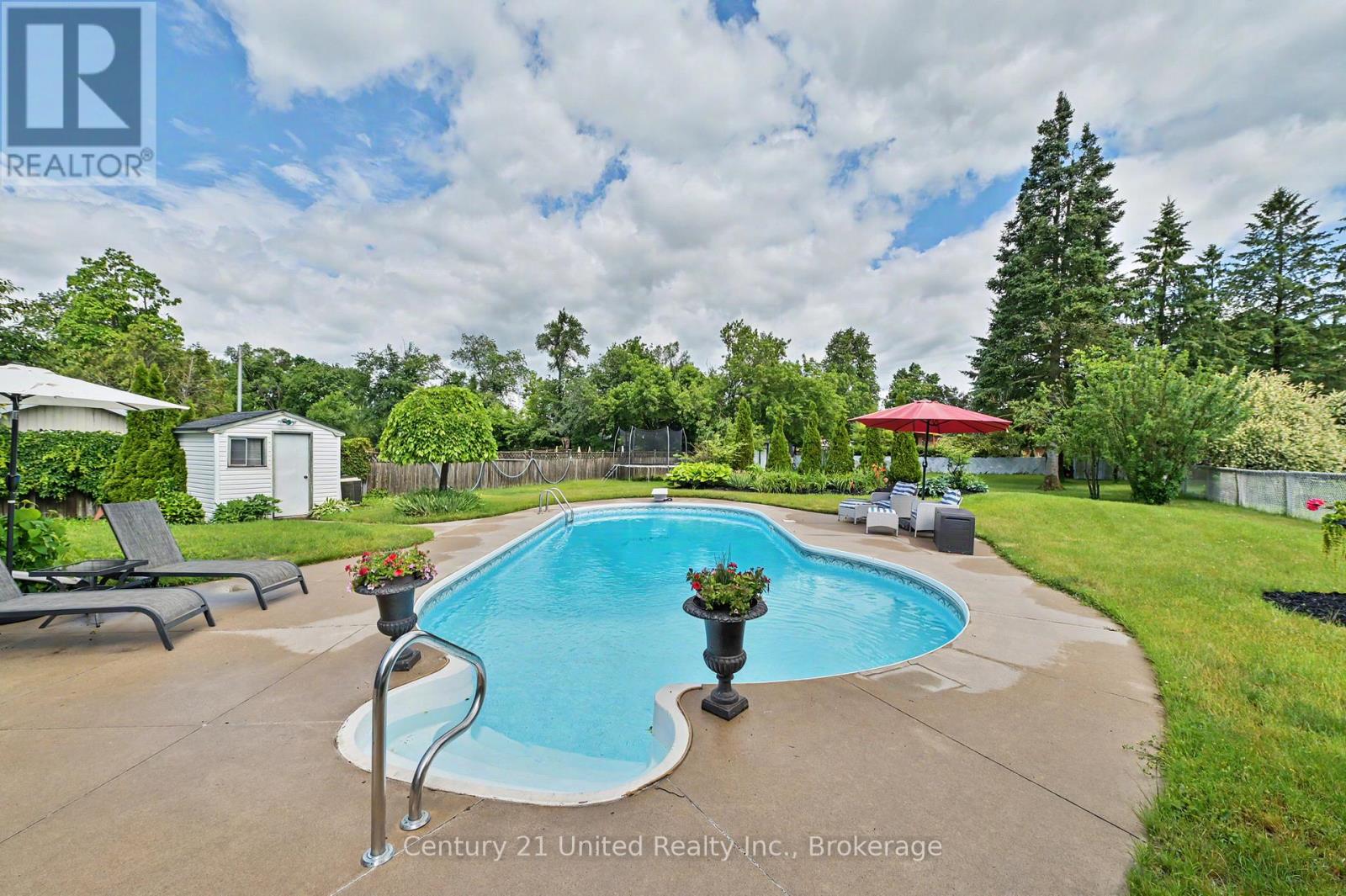 260 MCKELLAR STREET - 19
