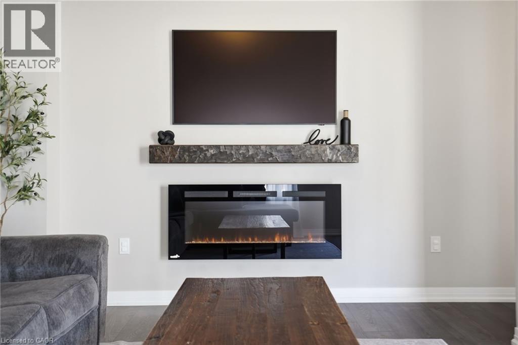 4-bedroom home for sale at 3 SLEETH Street, Brantford ON · photo 12 of 48