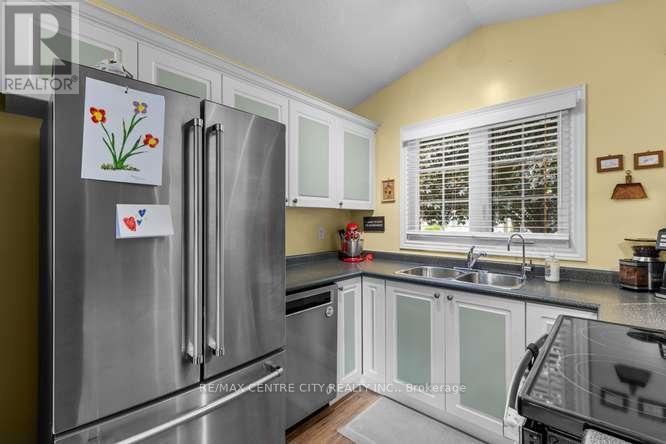 463 EXMOUTH CIRCLE - 14