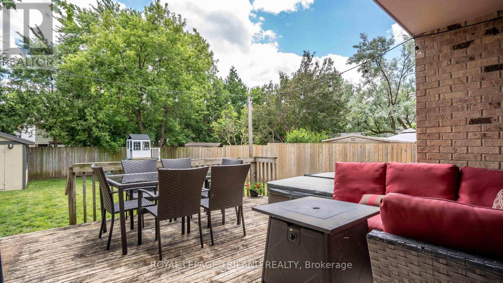 27 PATIENCE CRESCENT - 6