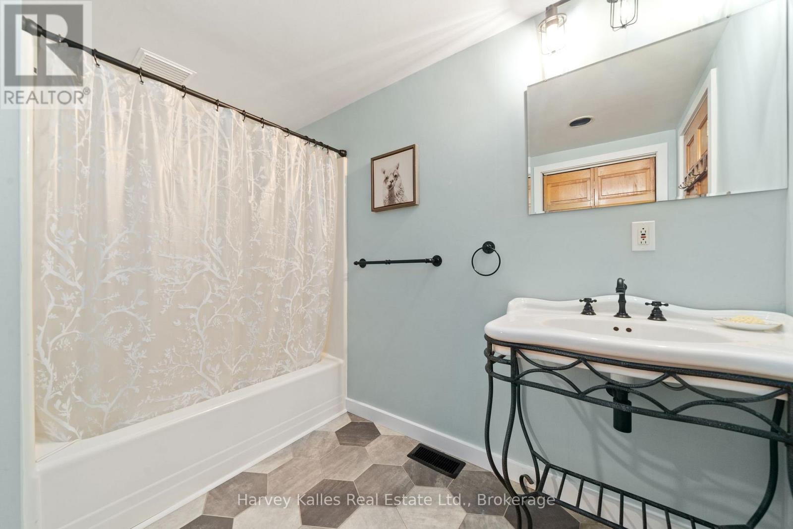 13965 LOYALIST PARKWAY - 20