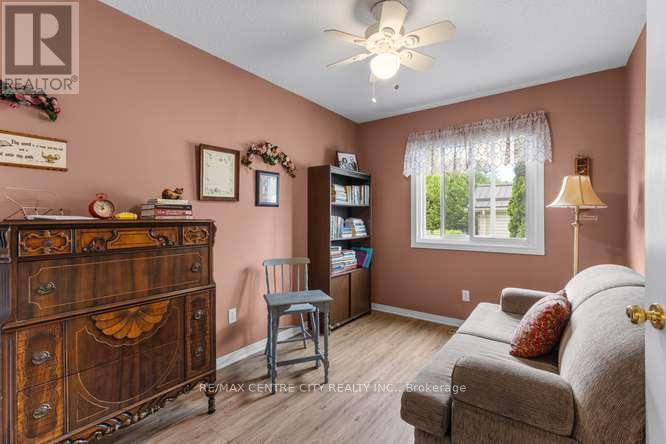 463 EXMOUTH CIRCLE - 4