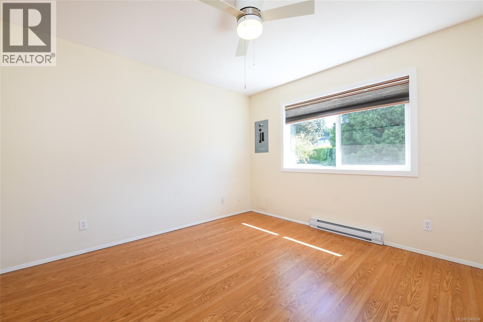 635 Pritchard Rd - 22