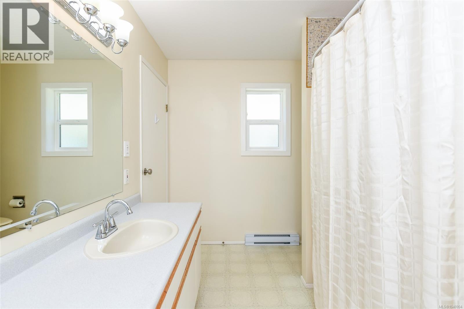 635 Pritchard Rd - 24