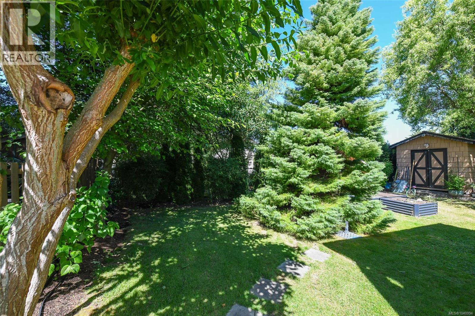 635 Pritchard Rd - 3
