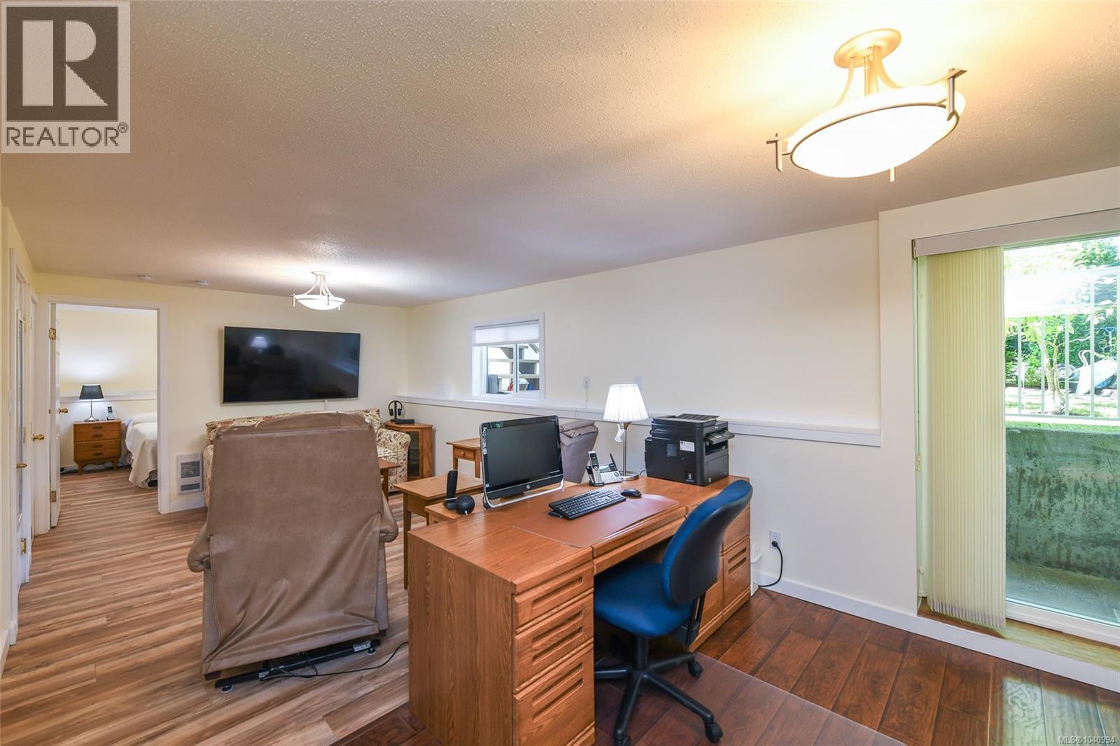 635 Pritchard Rd - 31