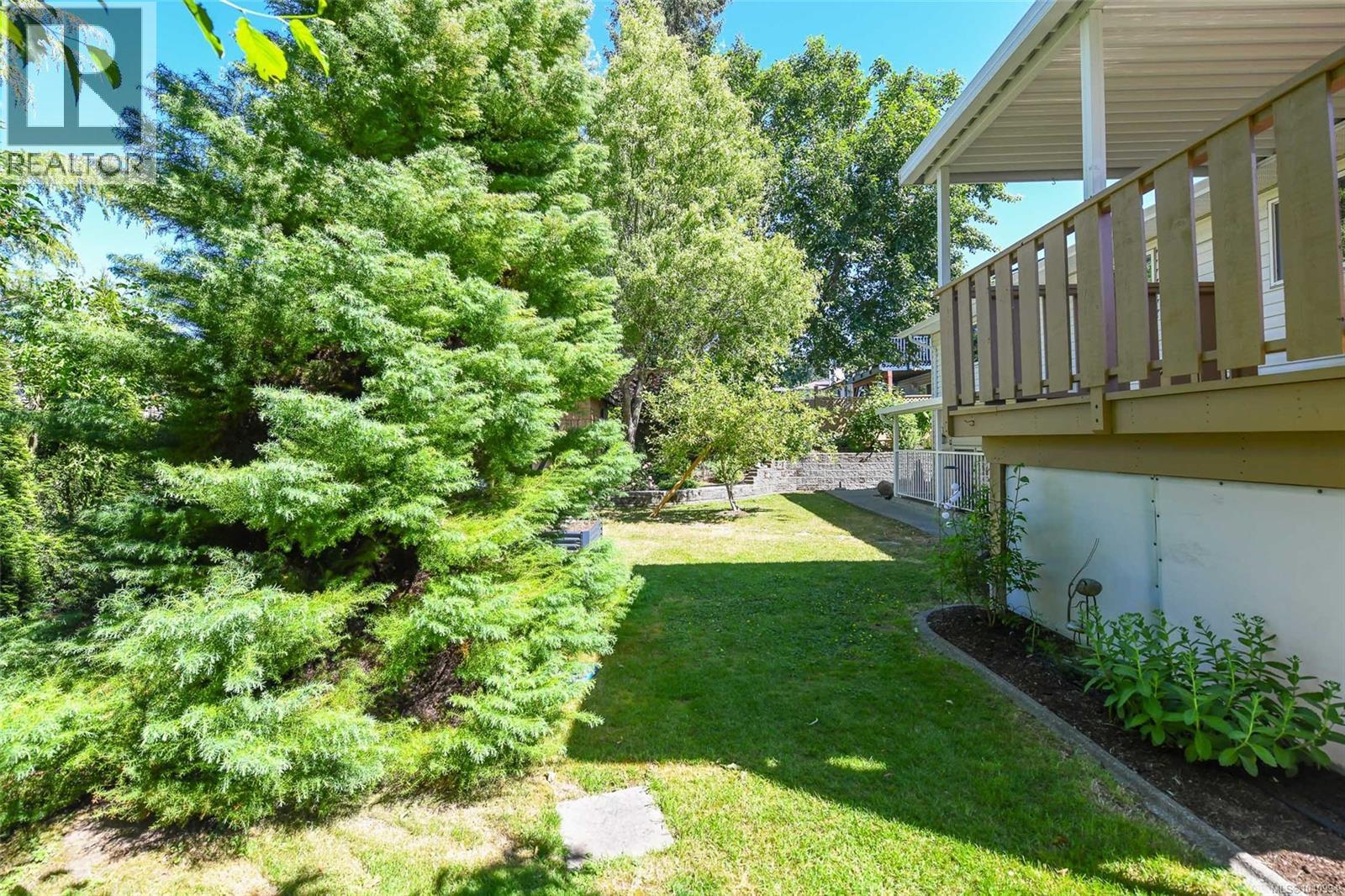 635 Pritchard Rd - 4