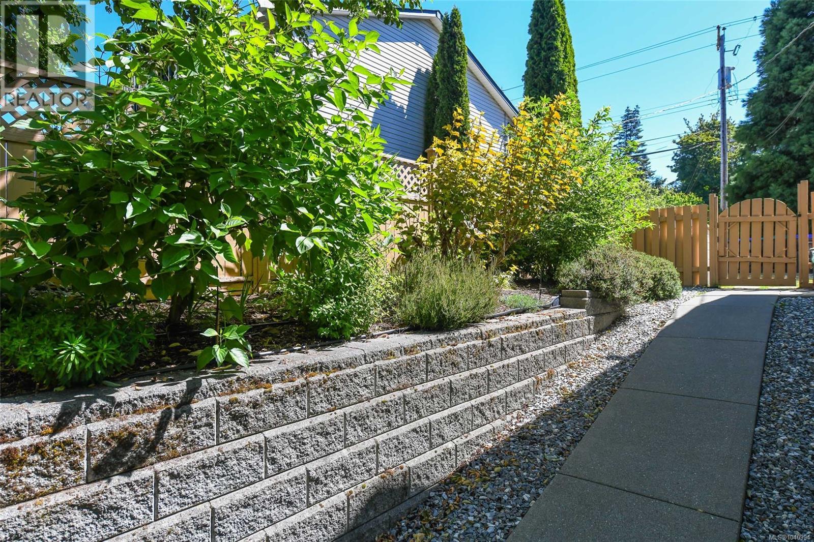 635 Pritchard Rd - 43