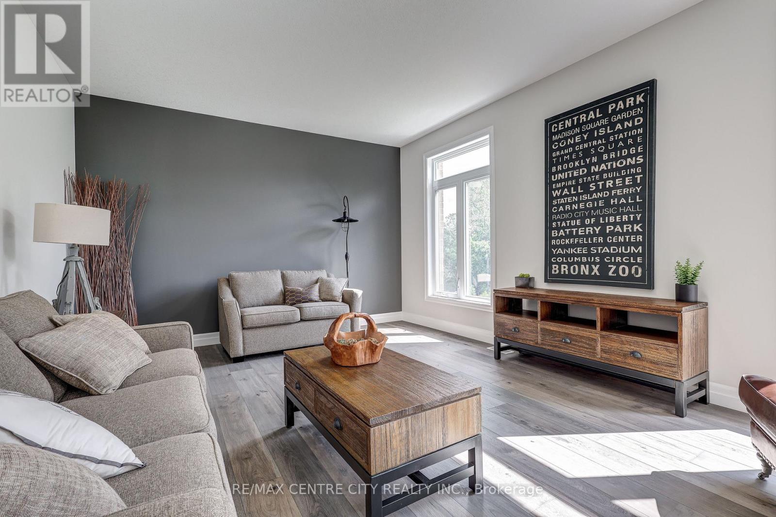 58 ASPEN PARKWAY - 21