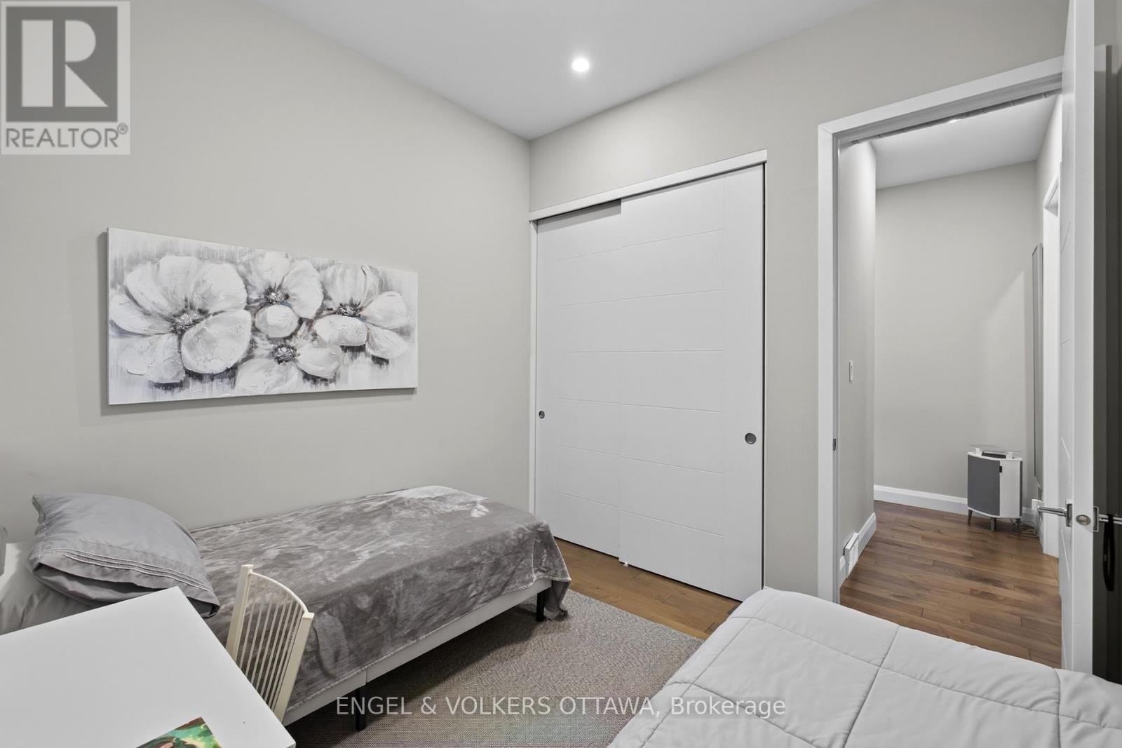 2 Bed, 1 Bath Multi-Family for Rent in Ottawa – D – 44 BYRON AVENUE, Ottawa – MLS# X13475724 - Image 39