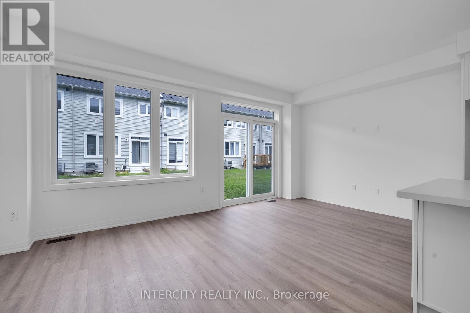 87 BROWN STREET - 12