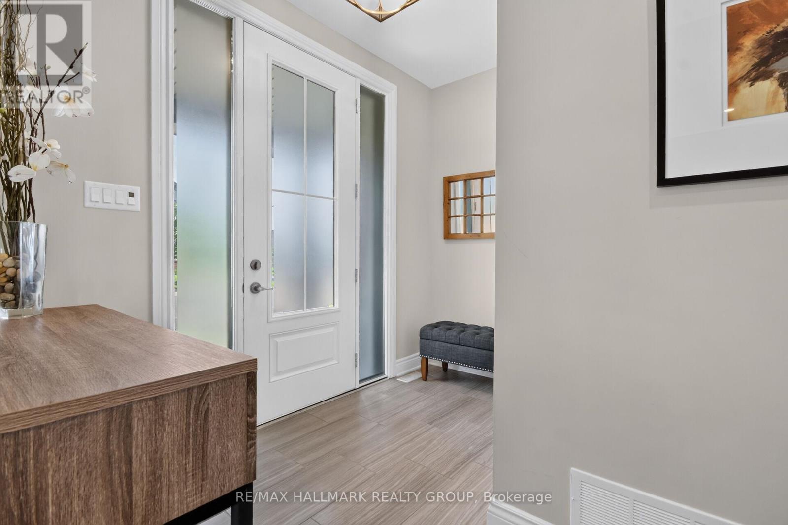 5 Bed, 4 Bath House for Sale in Ottawa – 569 CHRISCRAFT WAY, Ottawa – MLS# X13475738 - Image 4
