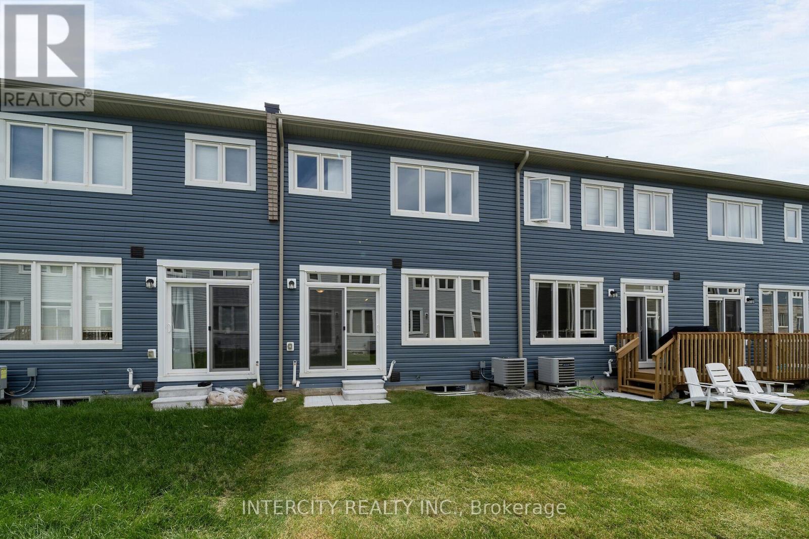 87 BROWN STREET - 25