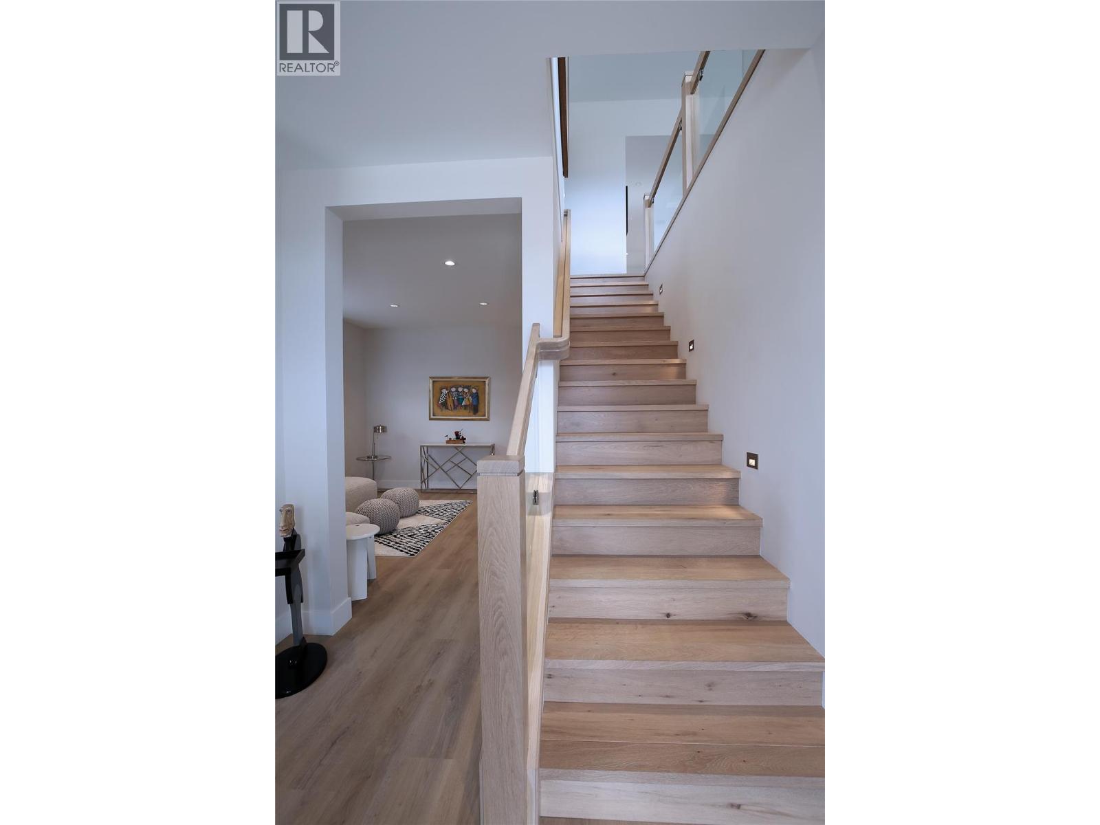  9839 Beacon Hill Crescent, Lake Country