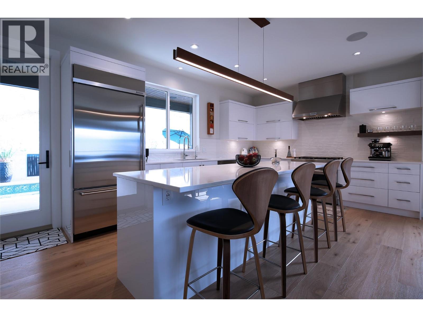  9839 Beacon Hill Crescent, Lake Country