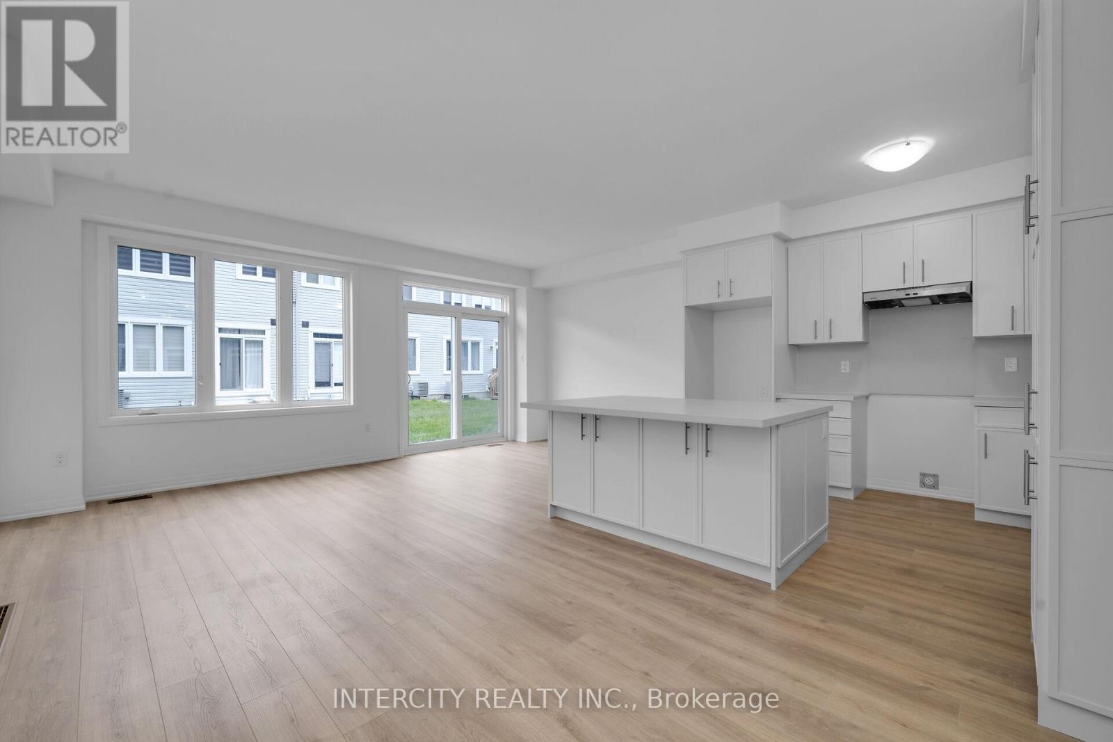 87 BROWN STREET - 5