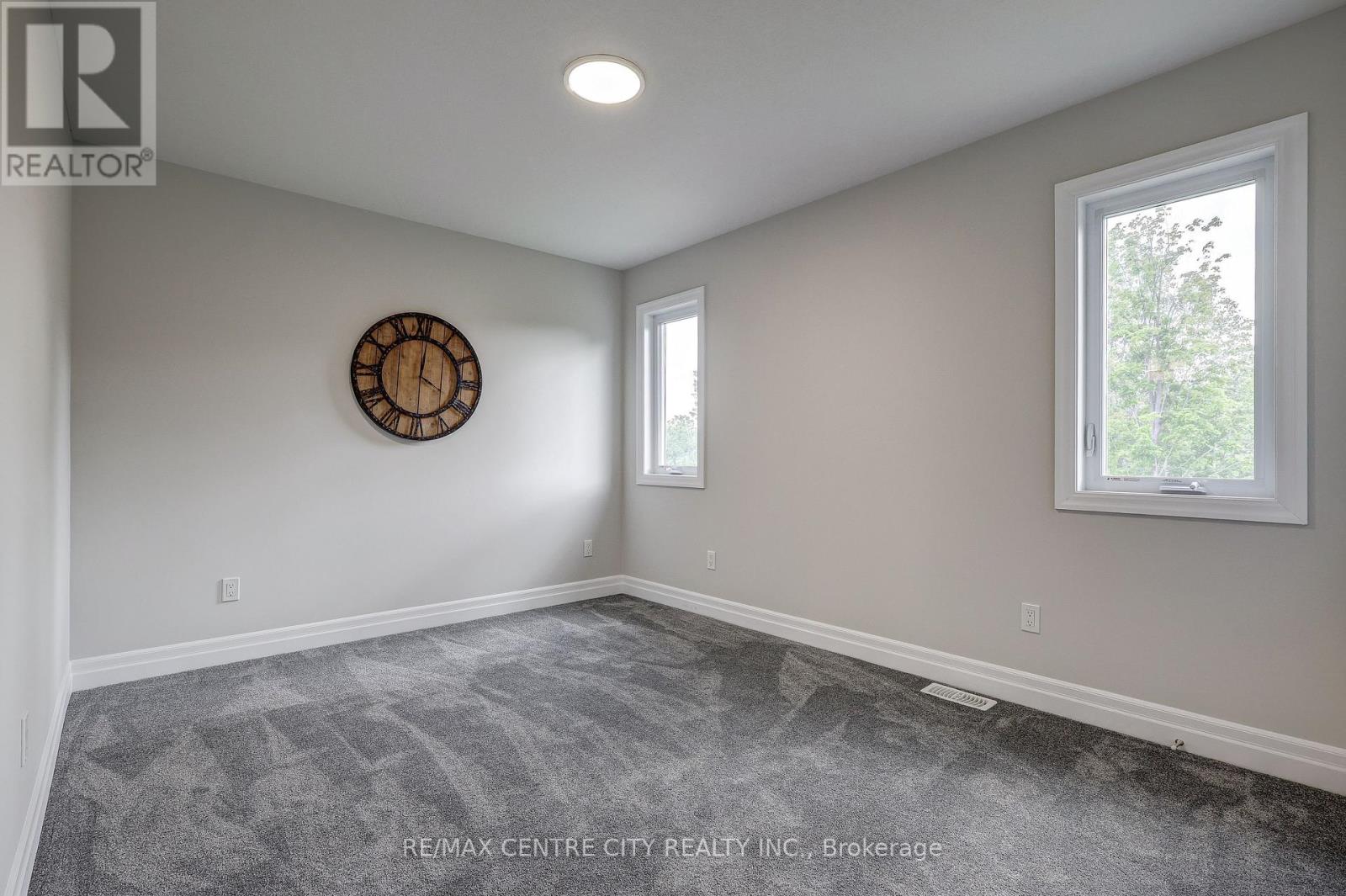 58 ASPEN PARKWAY - 32