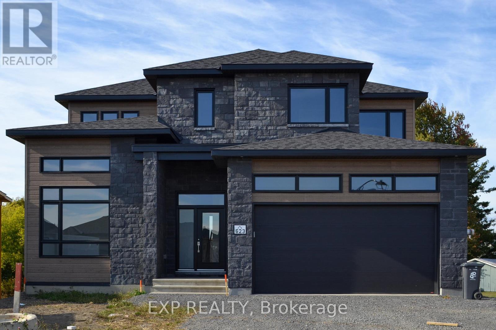 623 MONTESSOR CRESCENT - 1