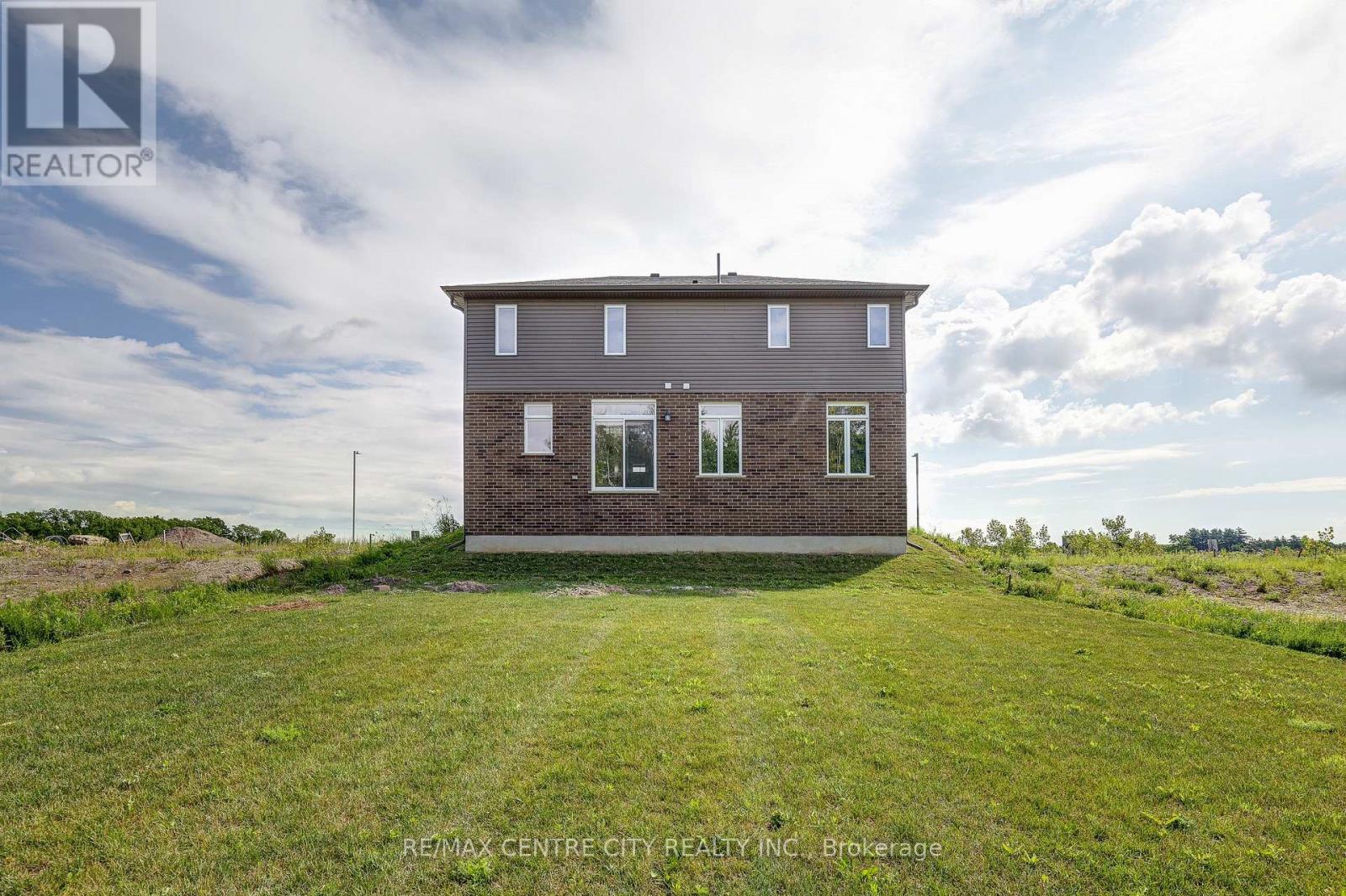 58 ASPEN PARKWAY - 43