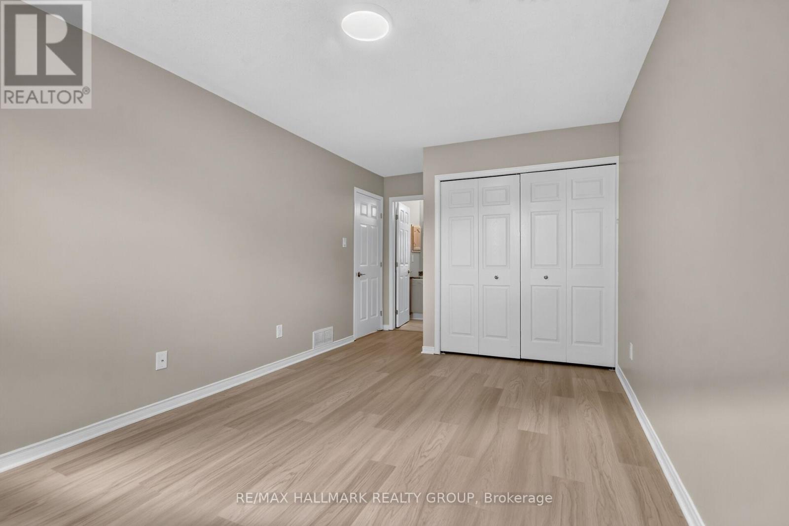66 WOODGATE WAY - 27