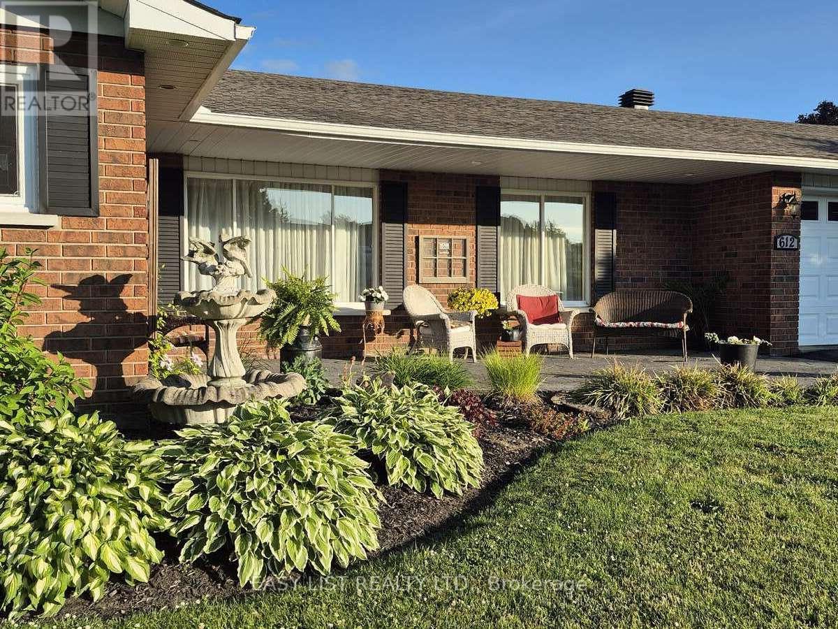 612 VIRGINIA STREET - 3