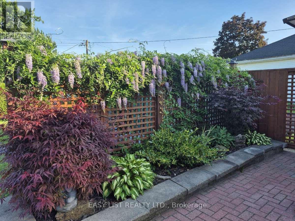 612 VIRGINIA STREET - 6