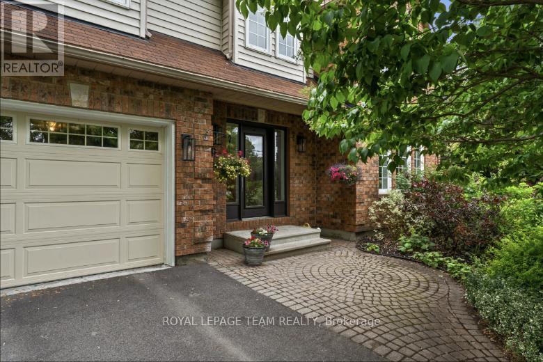 5 Bed, 4 Bath House for Sale in Ottawa – 1209 POTTER DRIVE, Ottawa – MLS# X13475770 - Image 2
