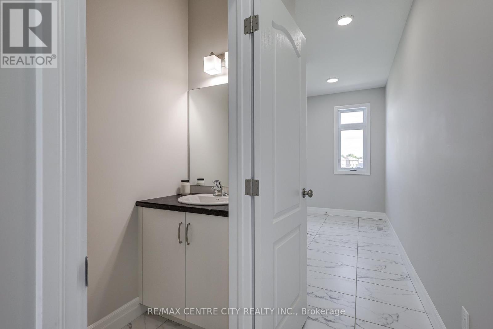 58 ASPEN PARKWAY - 11