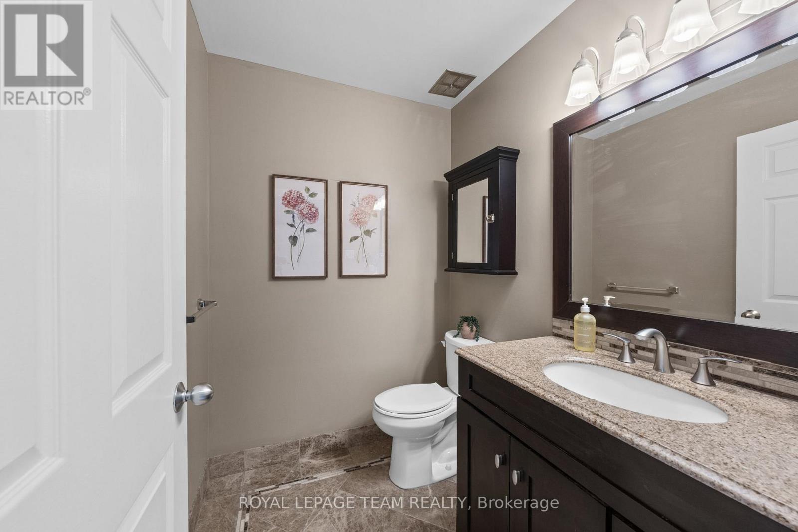 5 Bed, 4 Bath House for Sale in Ottawa – 1209 POTTER DRIVE, Ottawa – MLS# X13475770 - Image 22