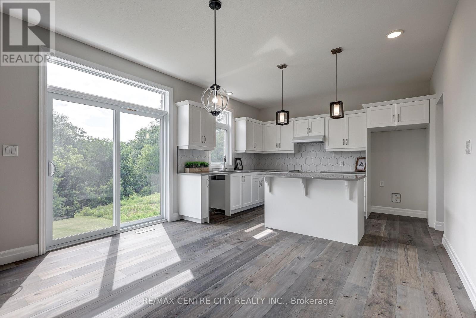 58 ASPEN PARKWAY - 12