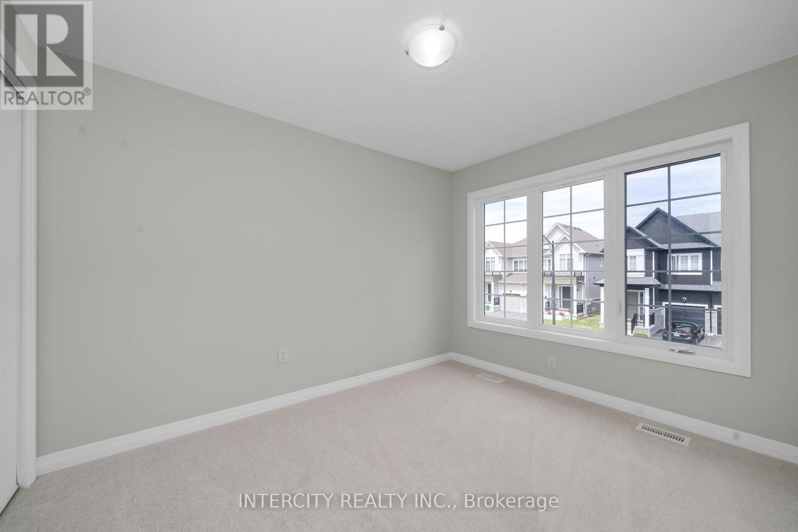 72 BROWN STREET - 17