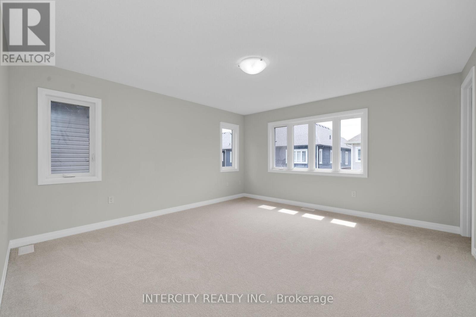 72 BROWN STREET - 14