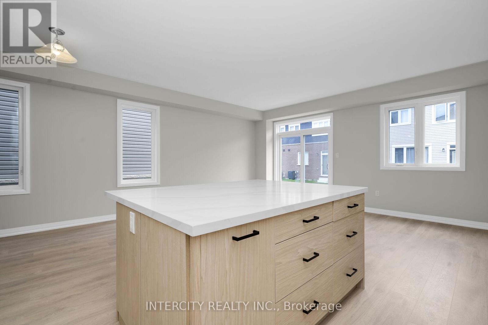 72 BROWN STREET - 10