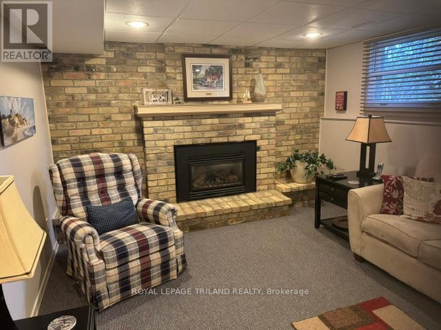 85 MCTAGGART CRESCENT - 17