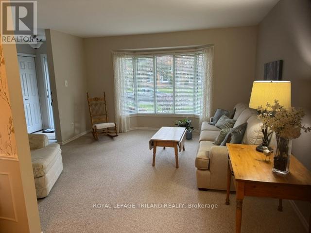 85 MCTAGGART CRESCENT - 3