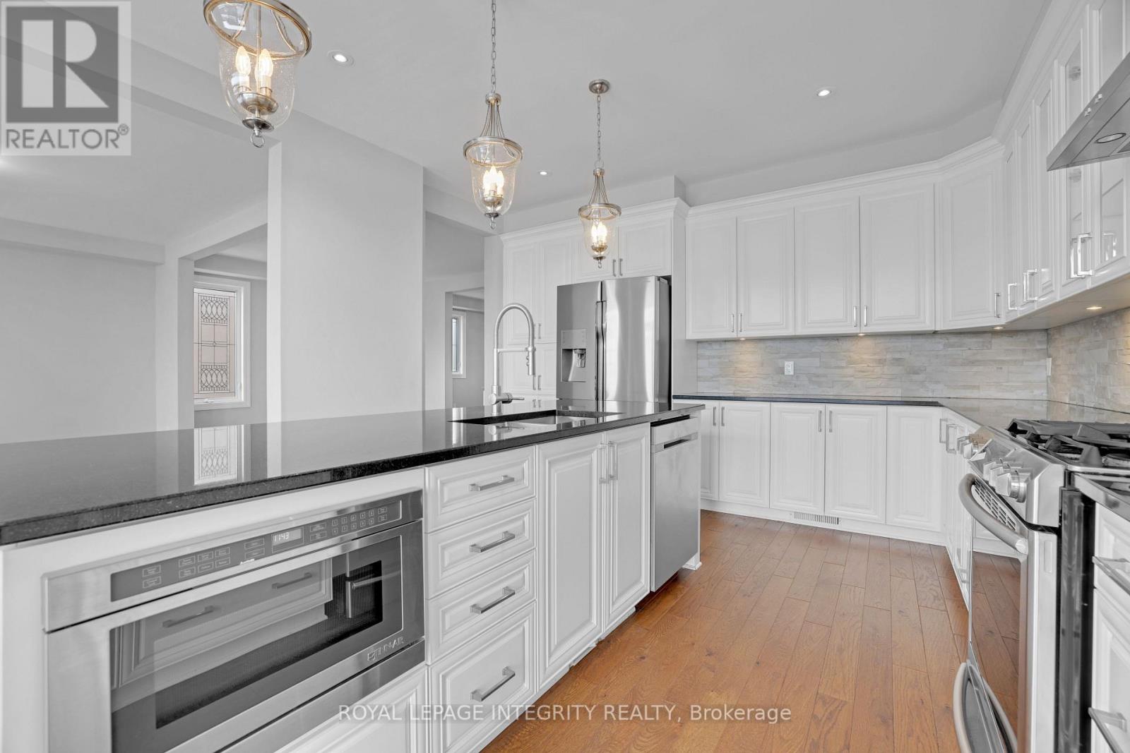 3 Bed, 4 Bath House for Sale in Ottawa – 508 YELLOW BIRCH STREET, Ottawa – MLS# X13476148 - Image 14