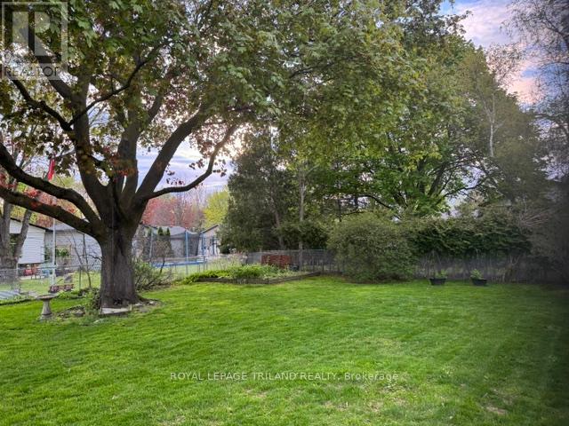 85 MCTAGGART CRESCENT - 27