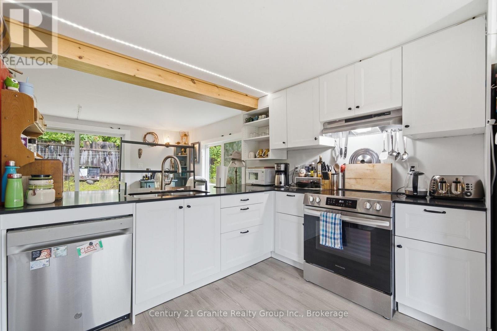 2427 NORTH SHORE ROAD - 21