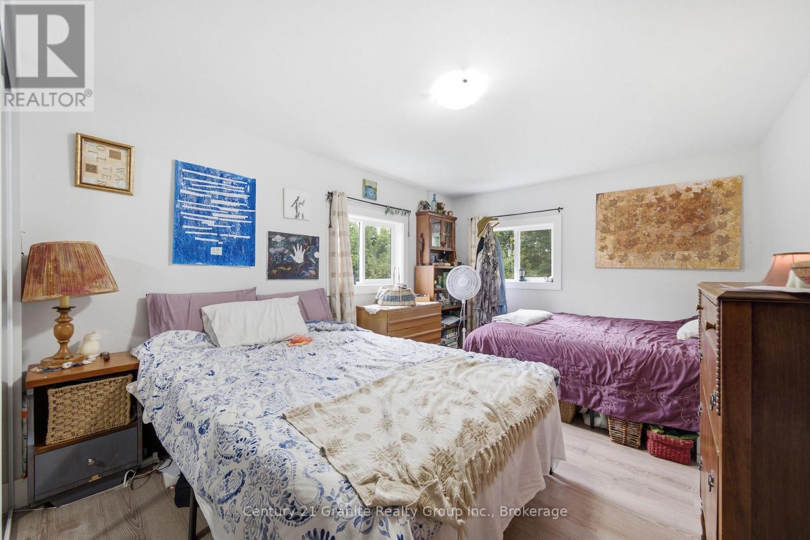 2427 NORTH SHORE ROAD - 28