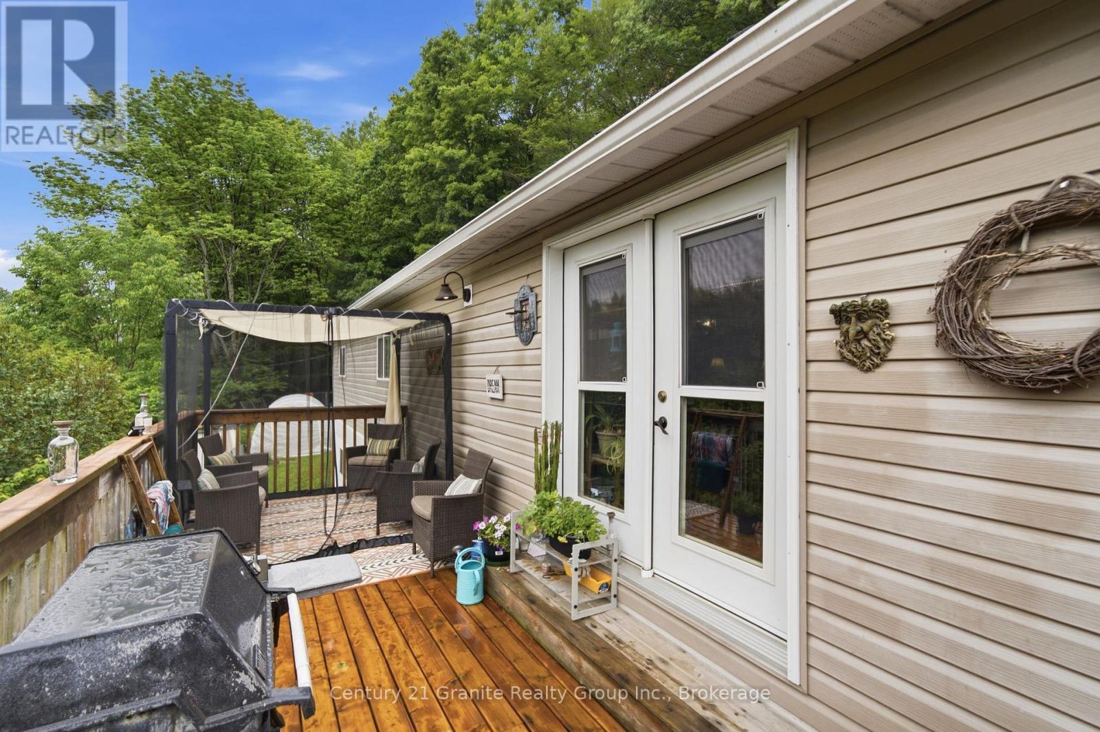2427 NORTH SHORE ROAD - 33