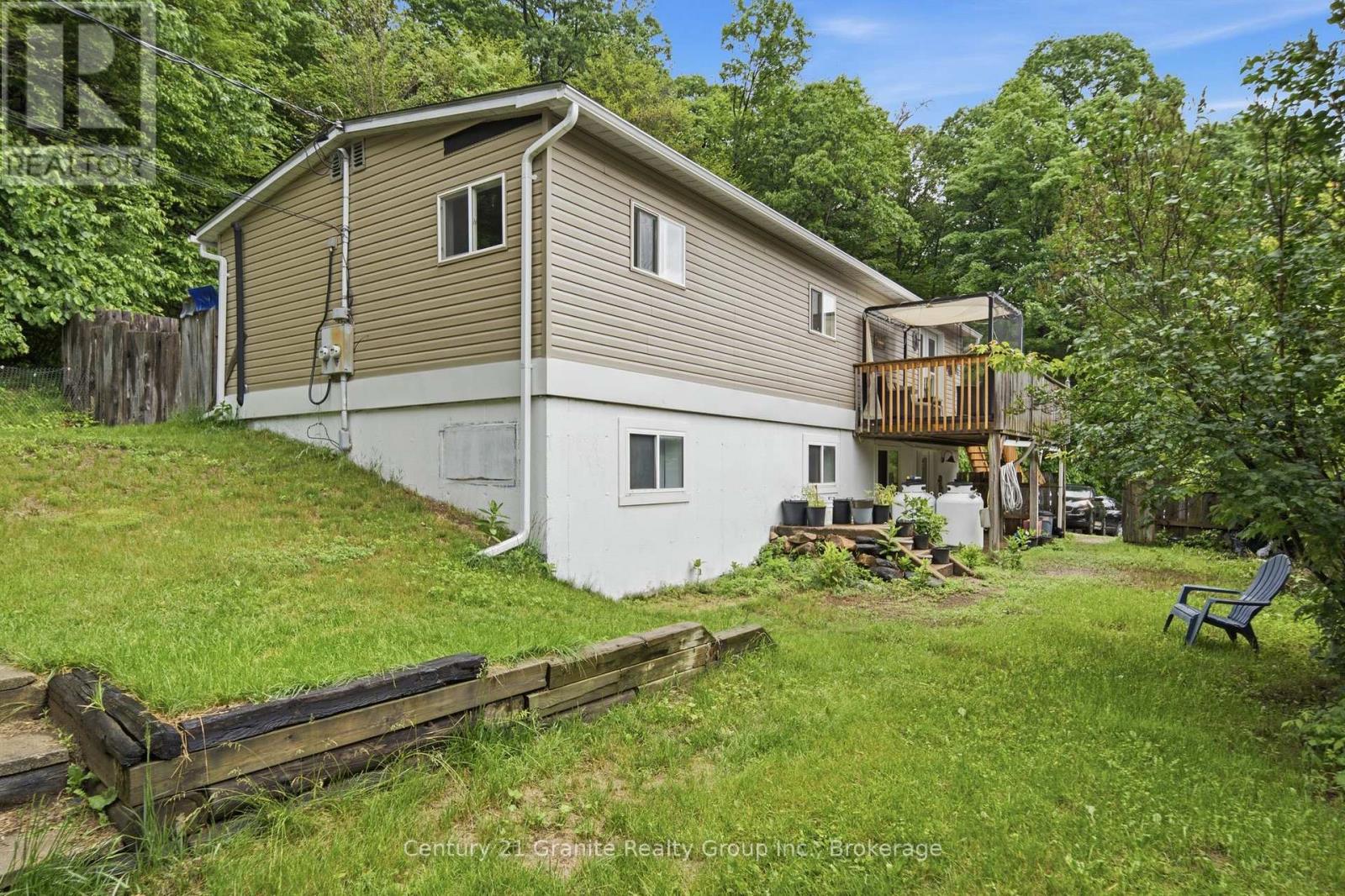 2427 NORTH SHORE ROAD - 36