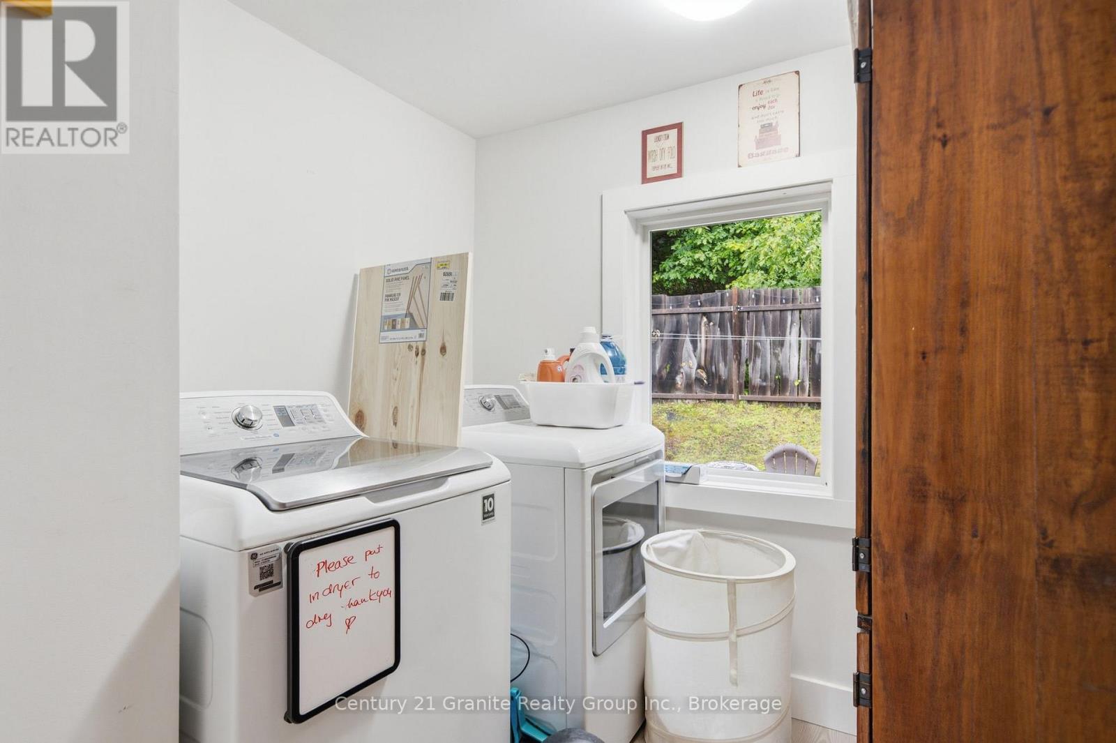 2427 NORTH SHORE ROAD - Image 31