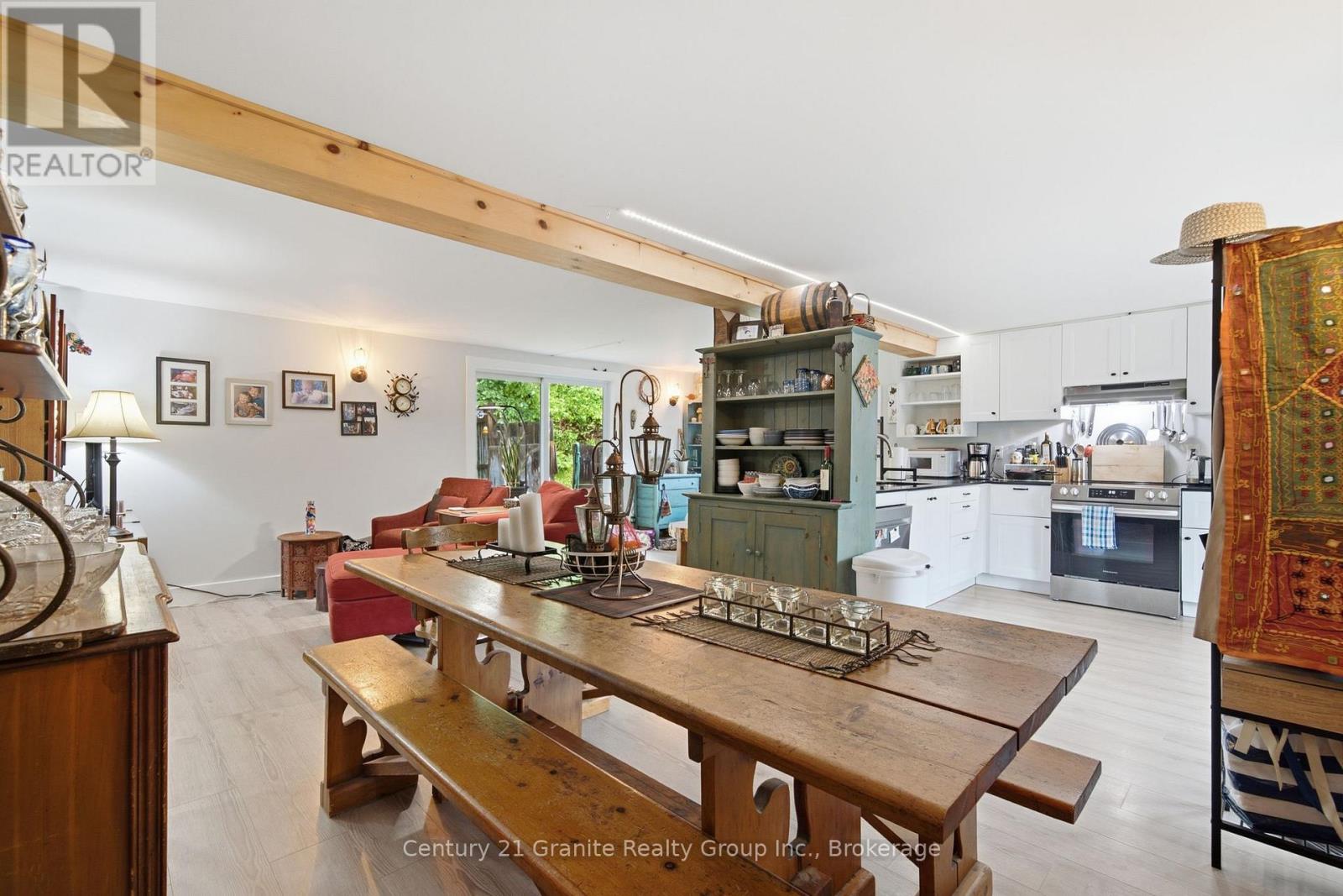 2427 NORTH SHORE ROAD - 19