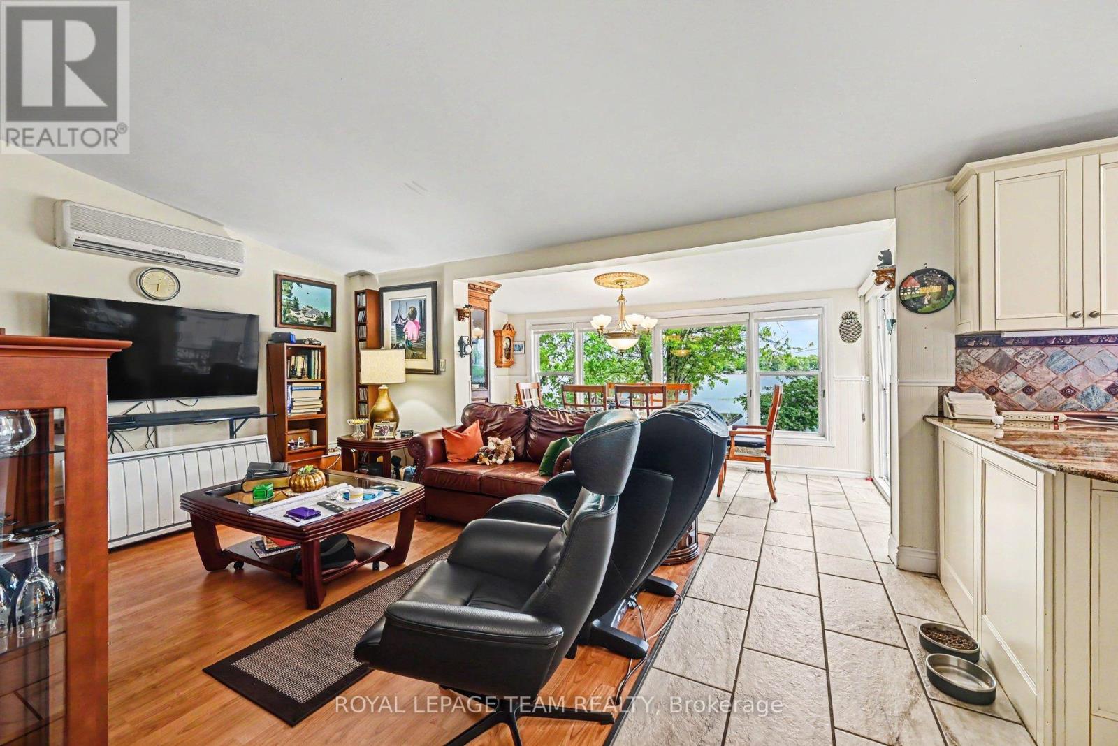 2466 FAIRMILE ROAD N - 10