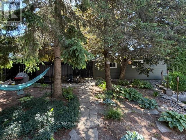 320 SUMMIT DRIVE - 45