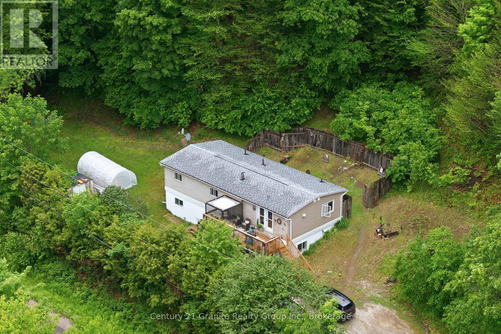 2427 NORTH SHORE ROAD - 2