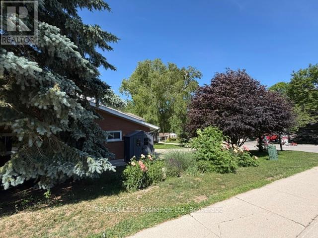 320 SUMMIT DRIVE - 39