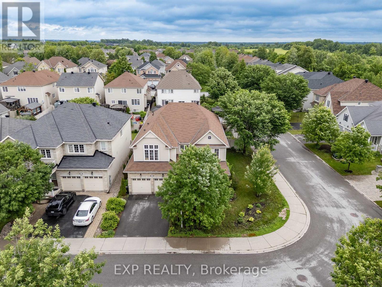 167 CHENOA WAY - 1