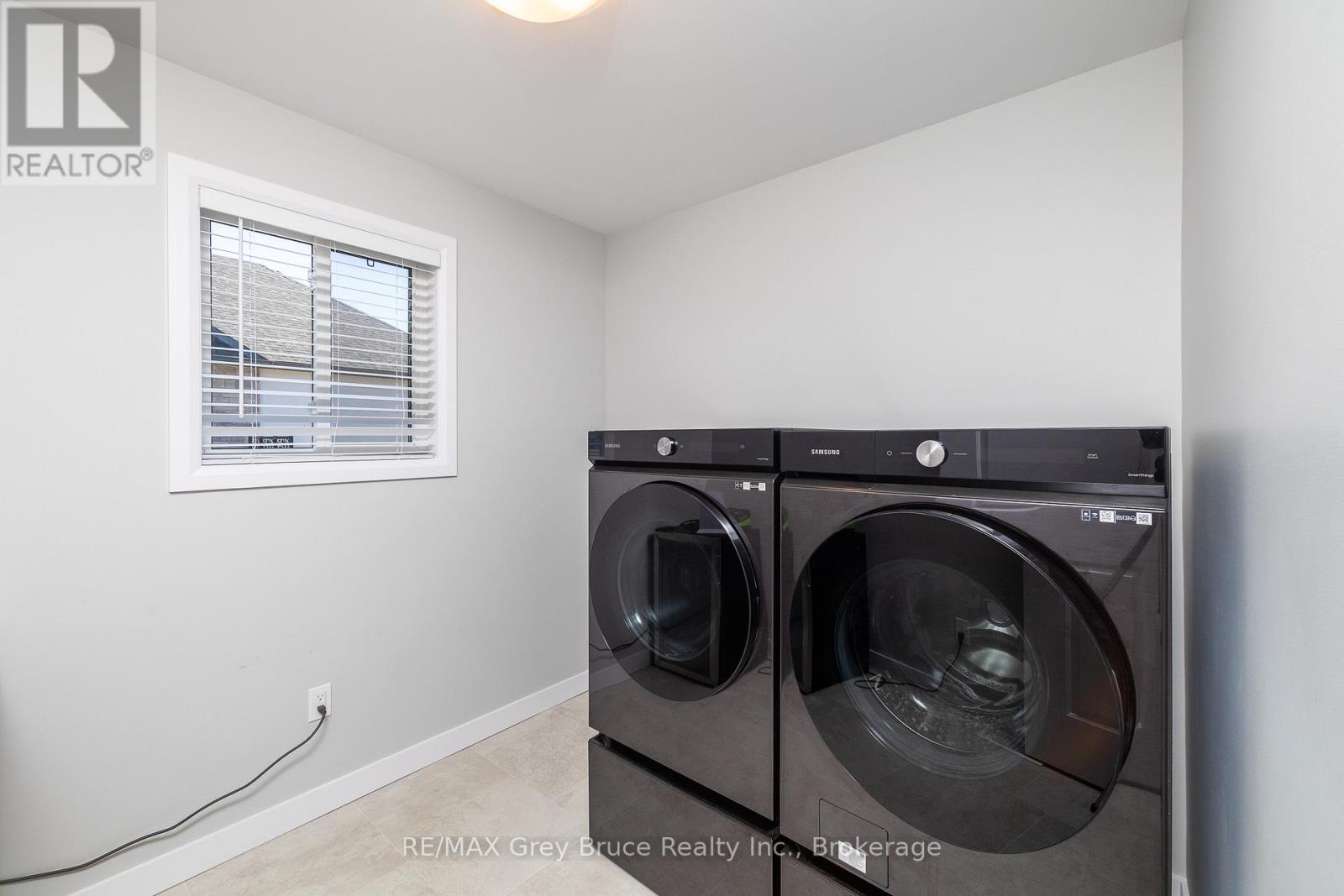 611 SIXTH STREET N - 31